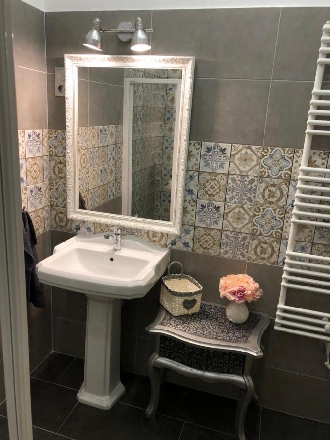 Апартаменты Katus Apartman Эгер Экстерьер фото